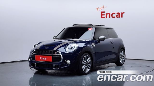 Mini Cooper Seven Edition 3rd — пробег 65 033 км — фото 1 из 5