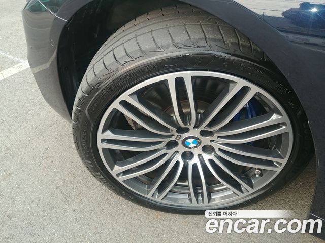 BMW 5-Series 530i M Sport Package Plus — пробег 3 800 км — фото 5 из 5