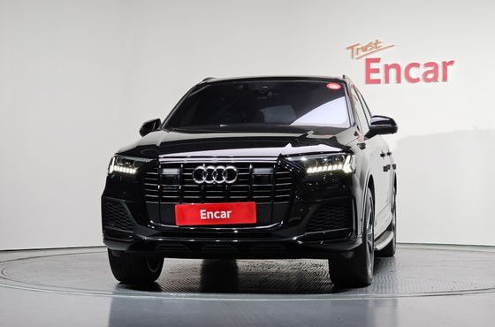 Audi Q7 55 TFSI Quattro Premium — пробег 30 970 км — фото 3 из 5