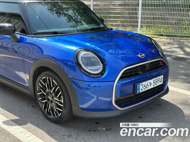 Mini Cooper Favoured — пробег 37 000 км — фото 2 из 5