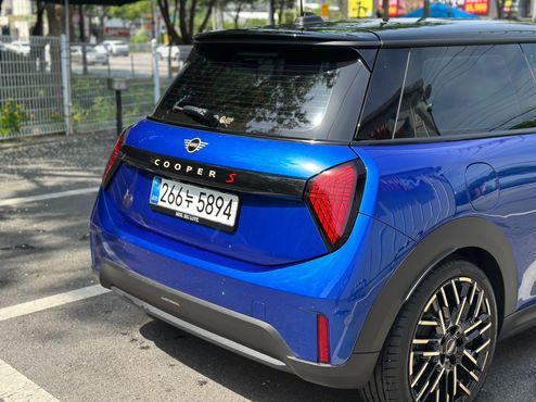 Mini Cooper Favoured — пробег 37 000 км — фото 4 из 5