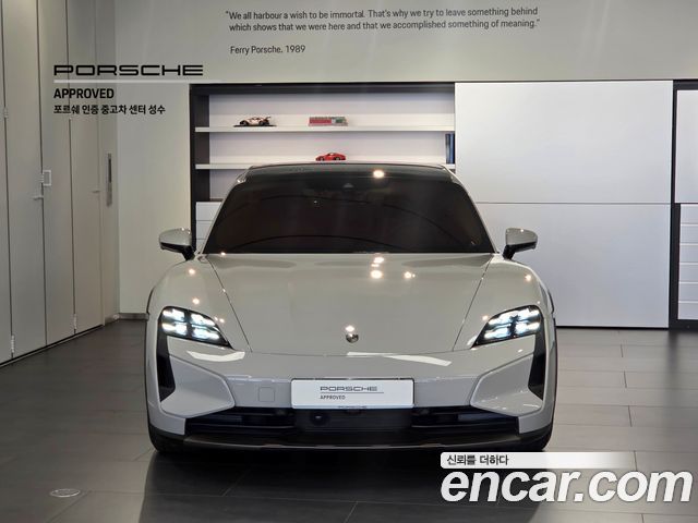 Porsche Taycan Turbo Cross Turismo — пробег 8 520 км — фото 3 из 5