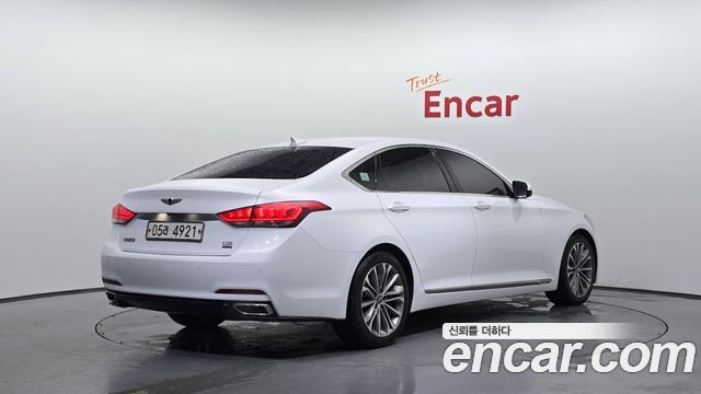 Hyundai Genesis из Кореи Encar