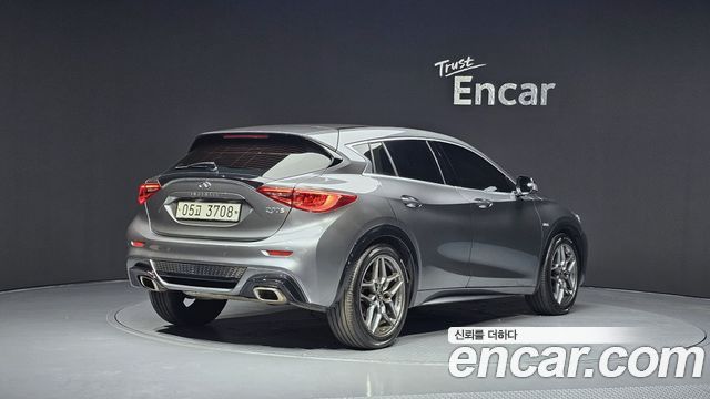 Infiniti Q30 из Кореи Encar
