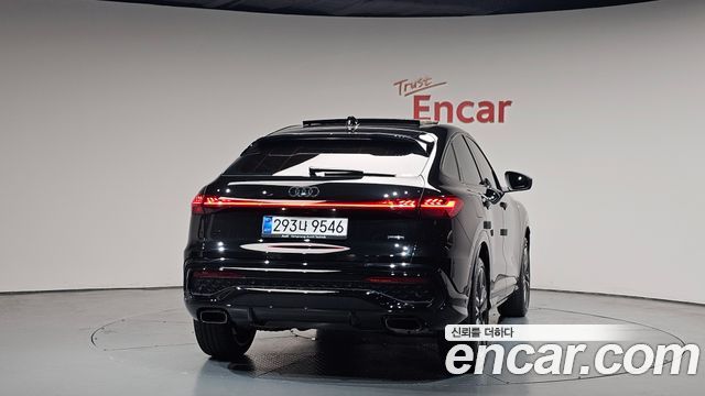Audi Q5 45 TFSI Quattro S Line Black Edition Sport Back — пробег 6 844 км — фото 4 из 5