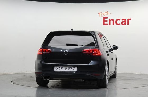 Volkswagen Golf 2.0 GTD — пробег 122 794 км — фото 4 из 5