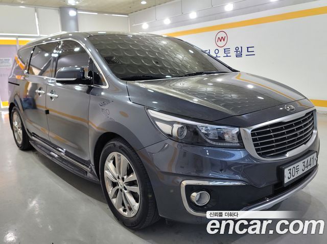 Kia Carnival 9-seater Noblesse — пробег 176 933 км — фото 1 из 5