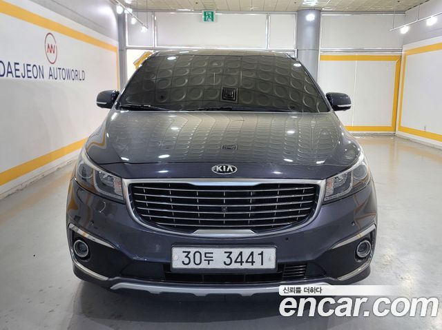 Kia Carnival 9-seater Noblesse — пробег 176 933 км — фото 2 из 5