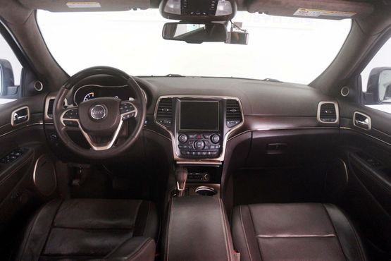 Jeep Cherokee 3.0 Diesel Overland Summit WK2 — пробег 107 000 км — фото 2 из 5