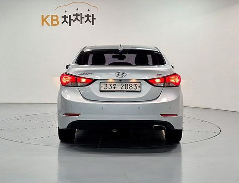 Hyundai AVANTE 1.6 GDi Modern Standard — пробег 64 406 км — фото 4 из 5