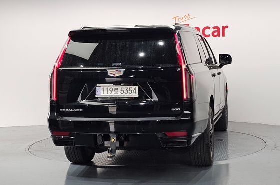 Cadillac Escalade 6.2 ESV ESV Sports Platinum — пробег 23 296 км — фото 4 из 5