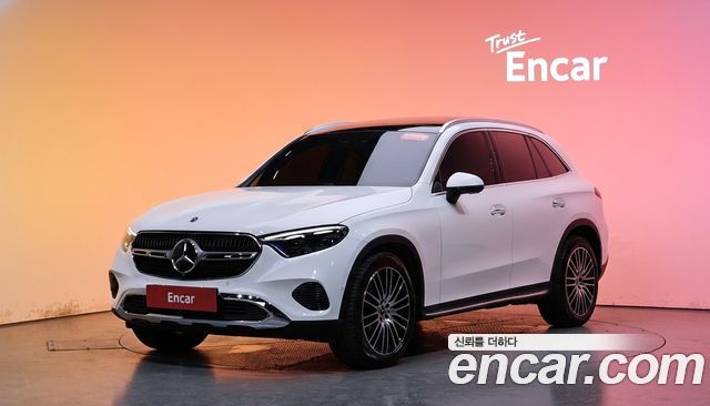 Mercedes-Benz GLC-Class GLC 300 4MATIC Avantgarde — пробег 12 516 км — фото 1 из 5