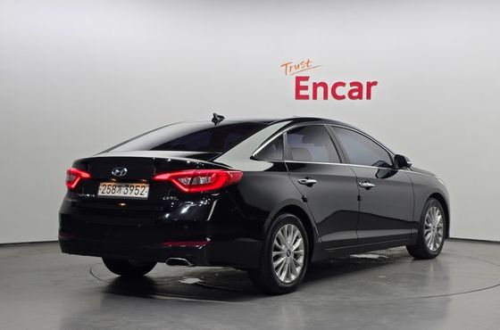 Hyundai Sonata 2.0 Smart Special — пробег 126 212 км — фото 2 из 5