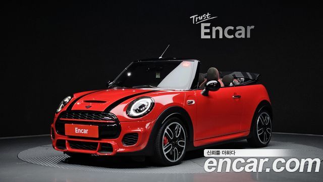 Mini Cooper Convertible JCW 3rd — пробег 53 308 км — фото 1 из 5