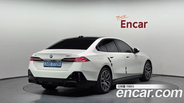 BMW i5 из Кореи Encar