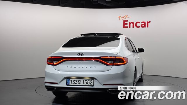 Hyundai Grandeur из Кореи Encar