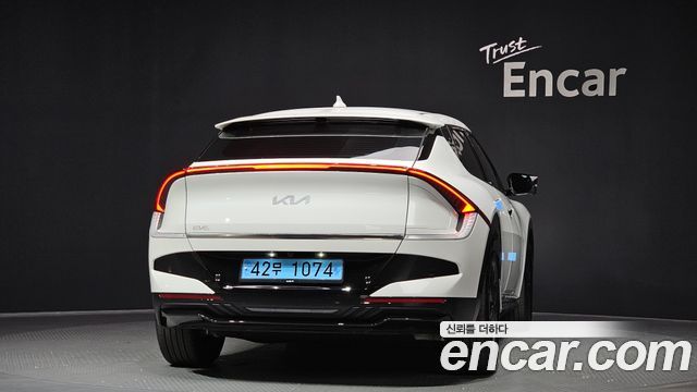 Kia EV6 из Кореи Encar
