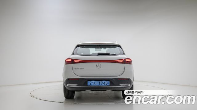 Mercedes-Benz EQA из Кореи Encar