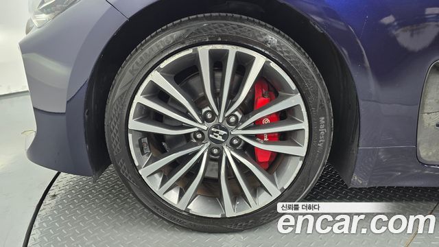 Kia Stinger из Кореи Encar