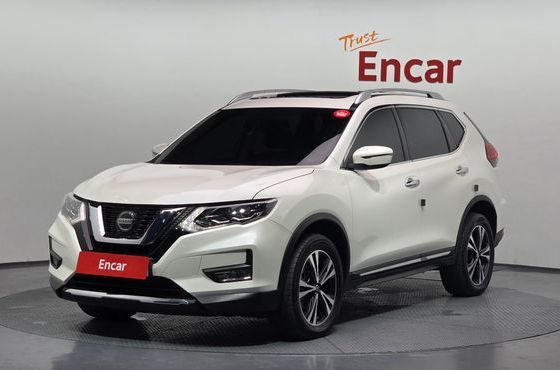 Nissan X-Trail 2.5 4WD — пробег 123 512 км — фото 1 из 5