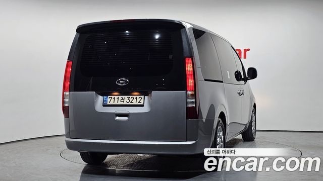 Hyundai Staria из Кореи Encar