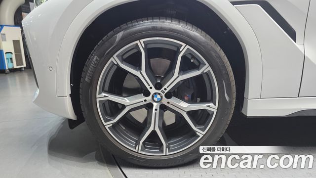 BMW X6 xDrive40i M Sport — пробег 34 785 км — фото 5 из 5
