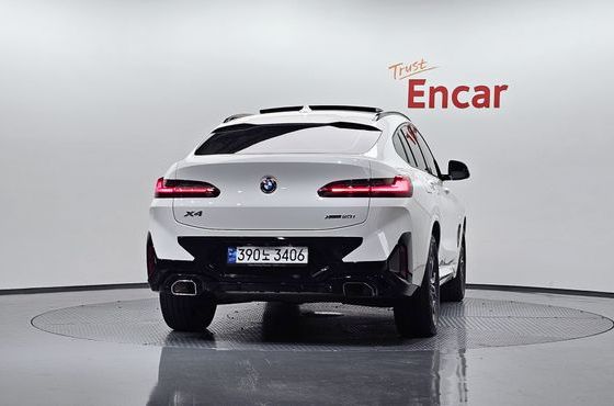 BMW X4 xDrive20i M Sport — пробег 34 835 км — фото 4 из 5