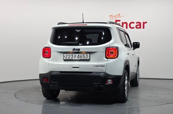 Jeep Renegade 2.4 Limited — пробег 83 823 км — фото 4 из 5
