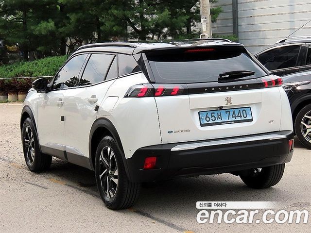 Peugeot 2008 EV GT — пробег 23 183 км — фото 3 из 5