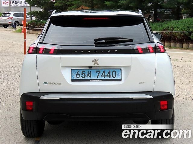 Peugeot 2008 EV GT — пробег 23 183 км — фото 4 из 5