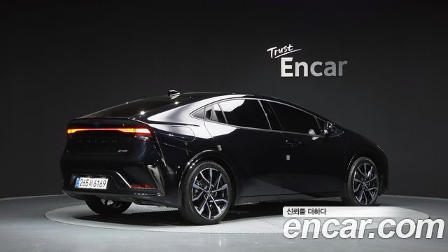 Toyota Prius из Кореи Encar