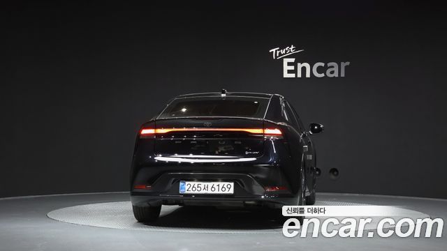 Toyota Prius из Кореи Encar