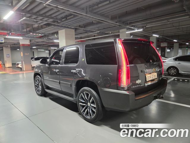 Chevrolet Tahoe Hybrid 4WD — пробег 160 000 км — фото 1 из 5