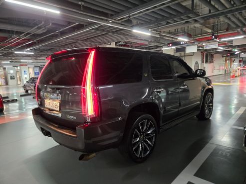 Chevrolet Tahoe Hybrid 4WD — пробег 160 000 км — фото 3 из 5