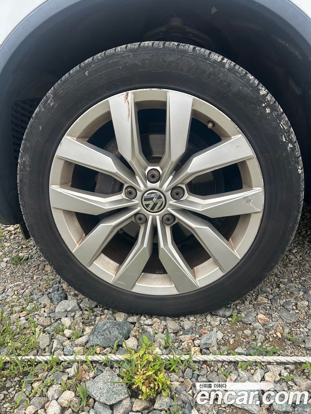 Volkswagen Touareg из Кореи Encar