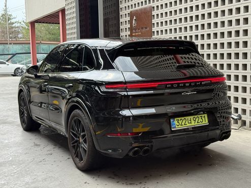 Porsche Cayenne 3.0 — пробег 18 300 км — фото 5 из 5