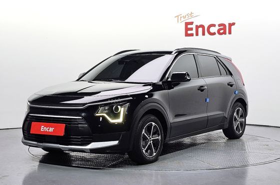 Kia Niro Prestige — пробег 107 558 км — фото 1 из 5
