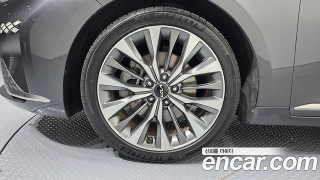 Kia K8 из Кореи Encar