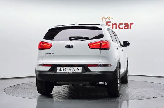 Kia Sportage Diesel 2WD Prestige — пробег 119 087 км — фото 4 из 5