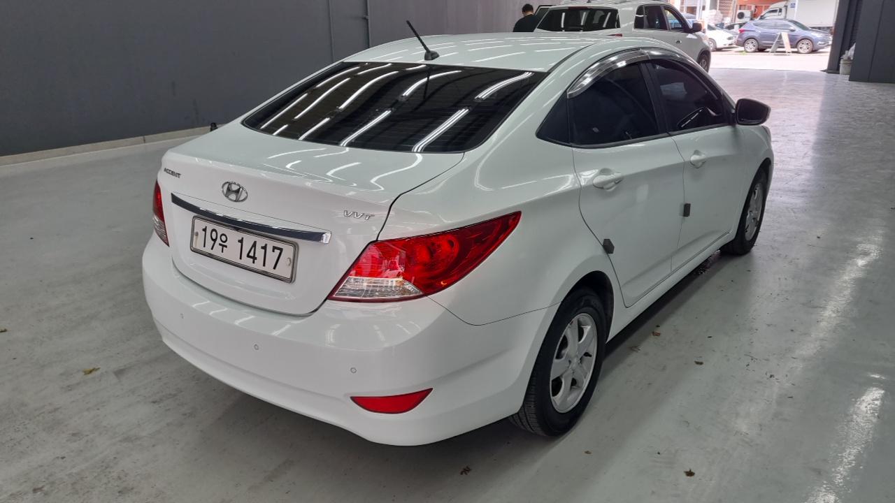 Hyundai Accent из Кореи Encar