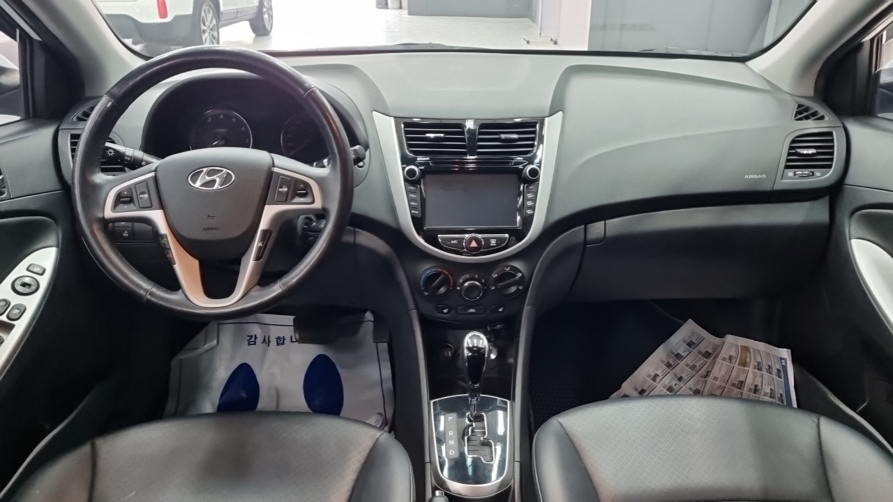 Hyundai Accent из Кореи Encar