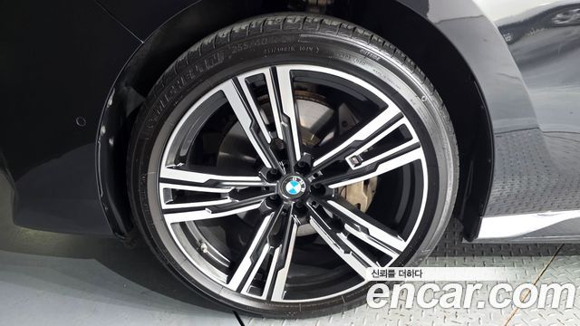 BMW i7 xDrive 60 M sport — пробег 105 525 км — фото 5 из 5