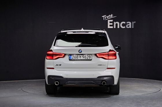 BMW X3 xDrive 20i M sports Online Exclusive Edition — пробег 112 845 км — фото 4 из 5