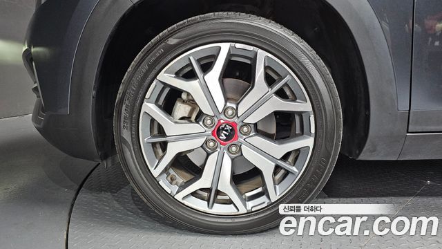 Kia Seltos из Кореи Encar