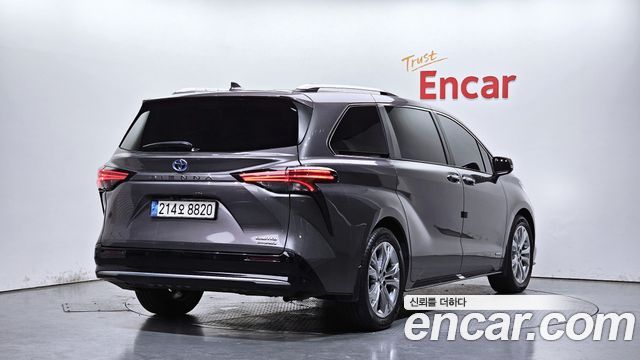 Toyota Sienna из Кореи Encar