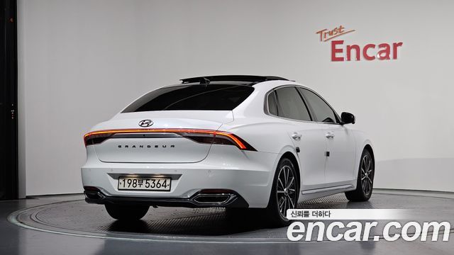 Hyundai Grandeur из Кореи Encar