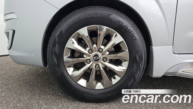 Ssangyong KORANDO из Кореи Encar