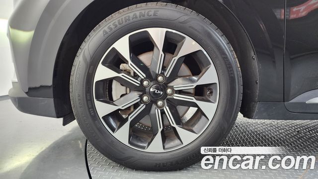 Kia Carnival 9-Seater Signature — пробег 102 881 км — фото 5 из 5
