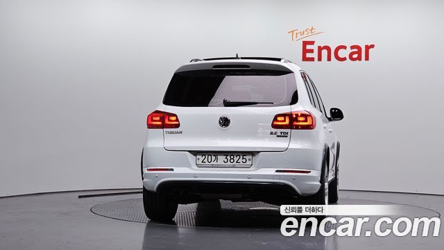 Volkswagen Tiguan из Кореи Encar