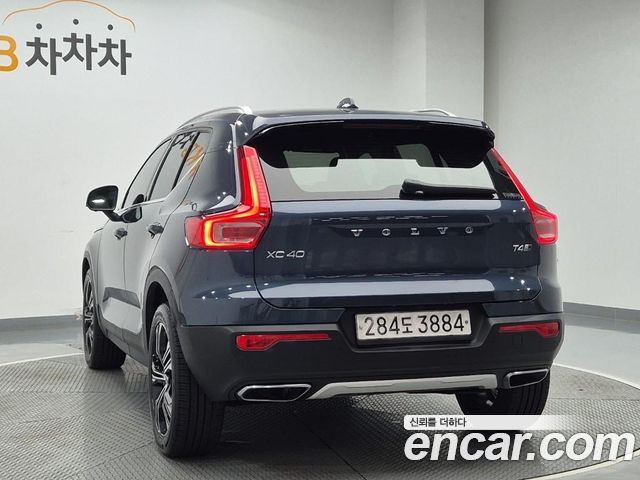 Volvo XC40 T4 Inscription — пробег 47 723 км — фото 2 из 5